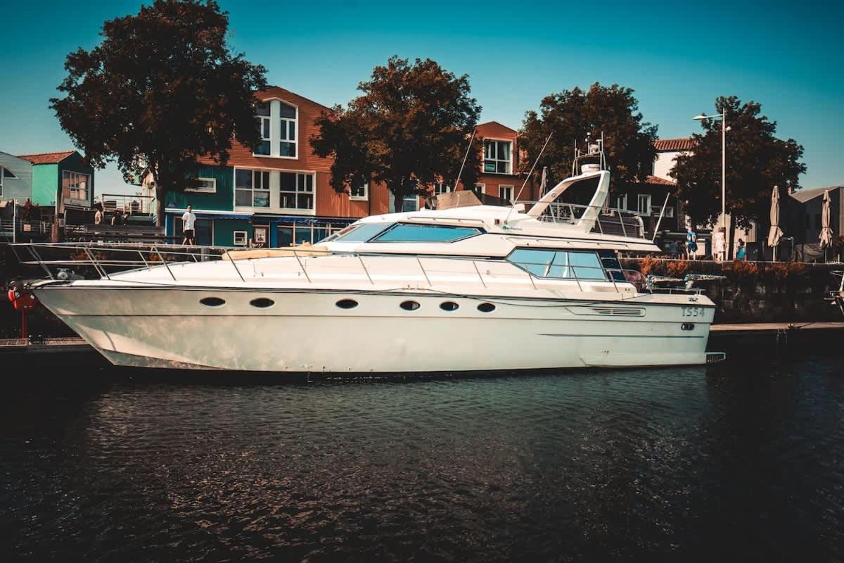 Yacht Evasion La Rochelle - Bateau Insolite エクステリア 写真